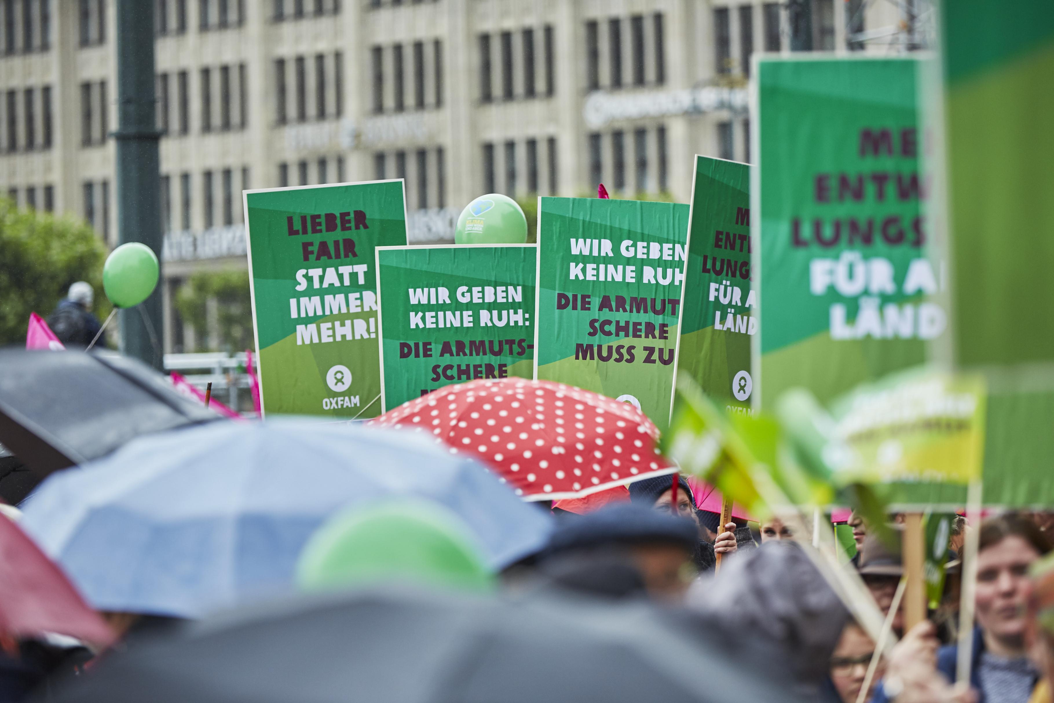 Banner der G20 Protestwelle in Hamburg