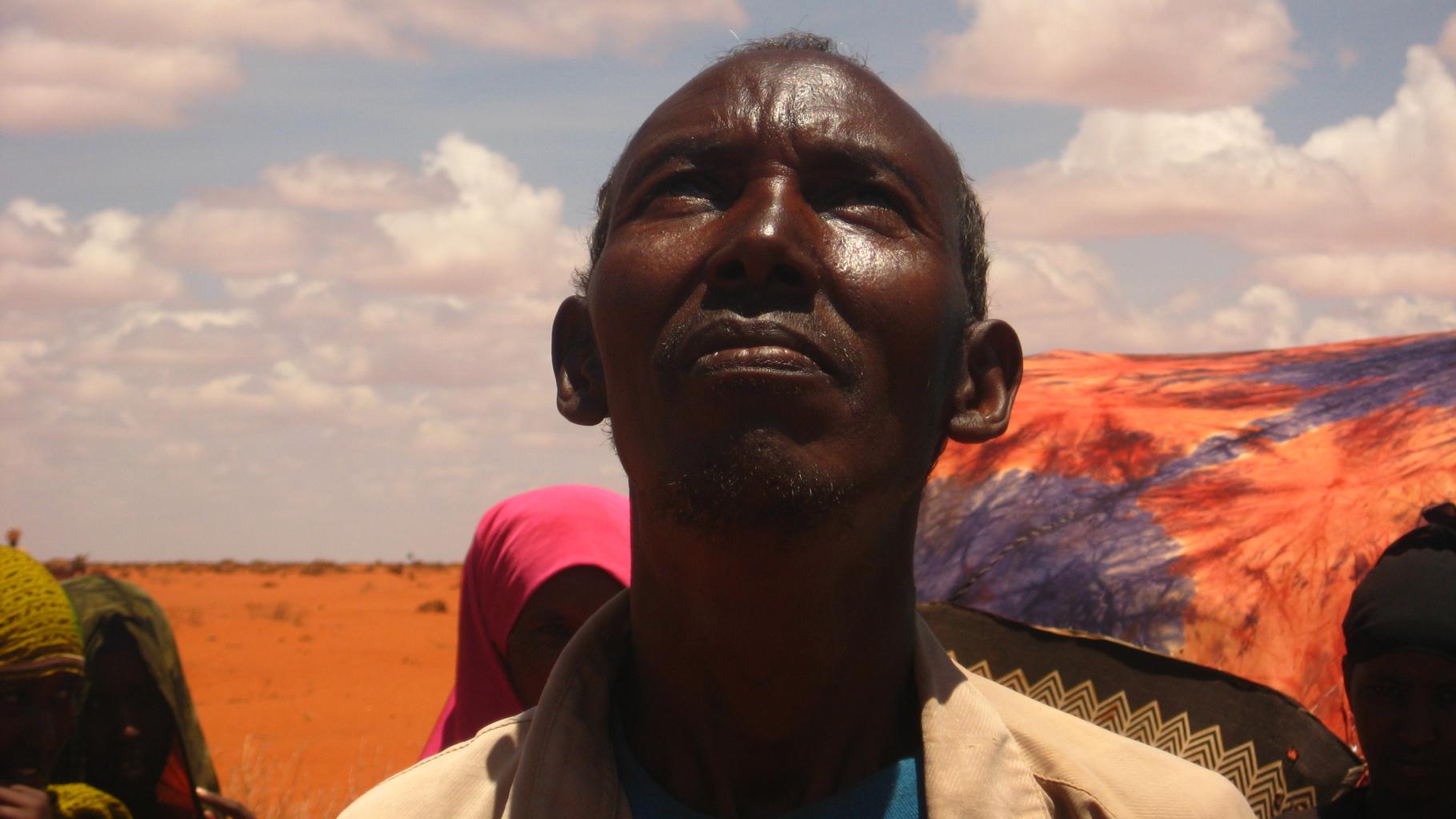 Hungerkrise und Klimawandel: Jama aus Äthiopien sucht im Himmel nach Anzeichen für Regen