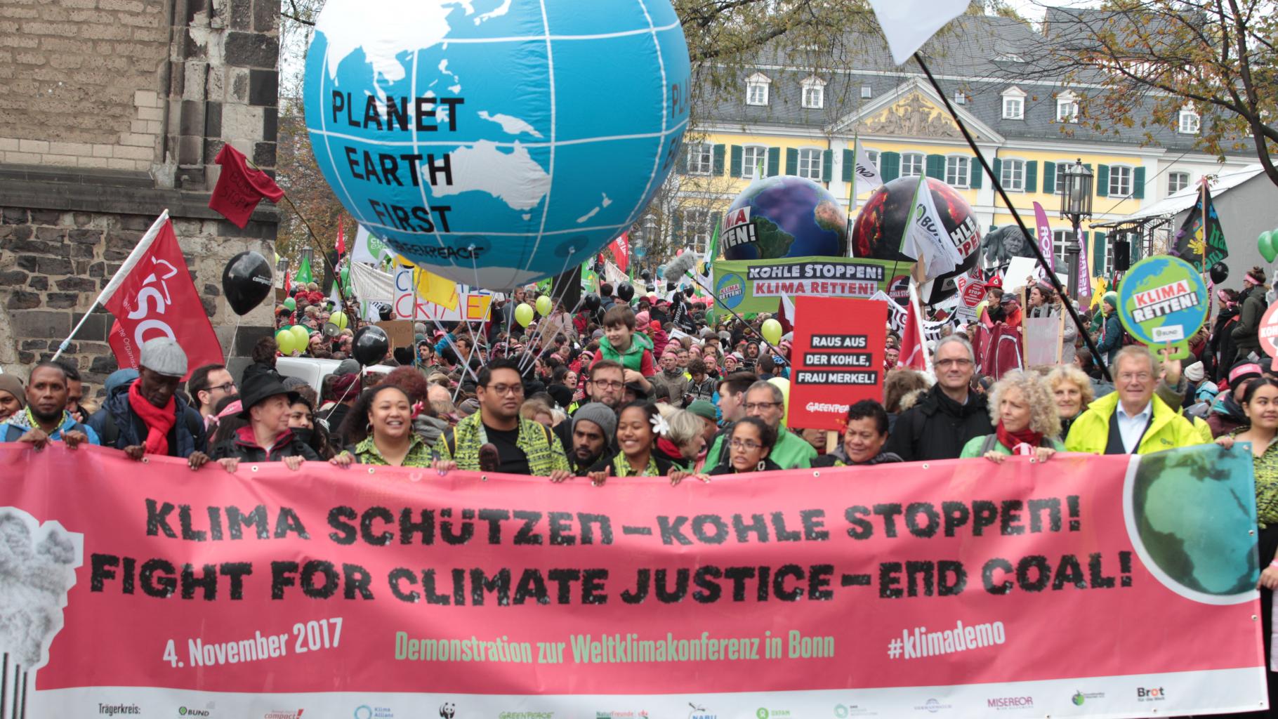 Demonstration zur Weltklimakonferenz in Bonn - Klima schützen - Kohle stoppen!